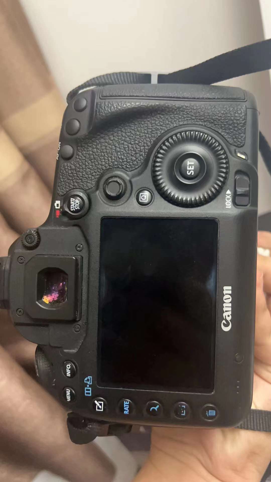 2023年了，4500的佳能5D3还有人用么？