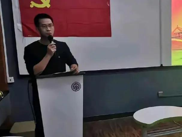 卓处长的背影,卓处长是如何被发现的