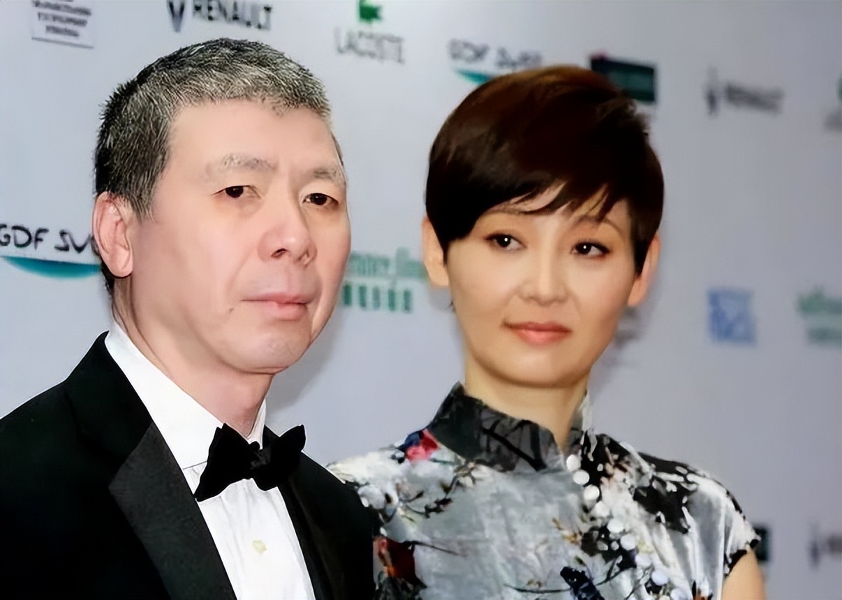 冯小刚近照曝光白癜风明显,冯小刚图片白癜风