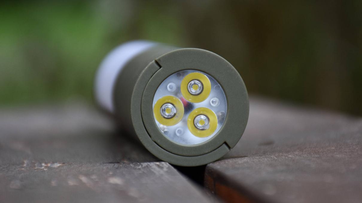 纳拓悟空露营灯防水么,纳拓悟空多功能灯