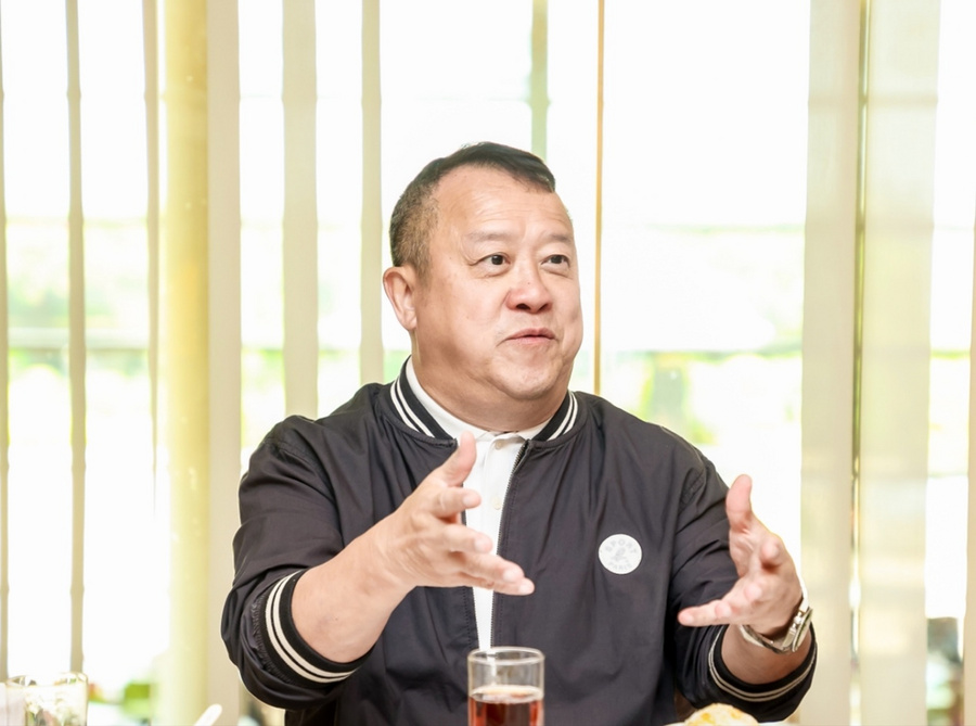 曾志伟快手连麦,曾志伟快手直播首秀