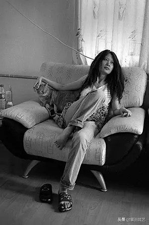 美女作家卫慧现状,卫慧女作家