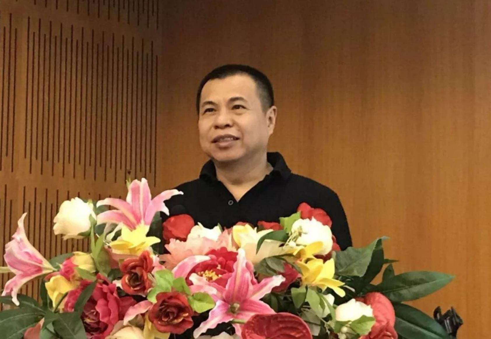 广东梅州1个县，走出4位富豪，首富北京大学毕业，2人卖水泥起家