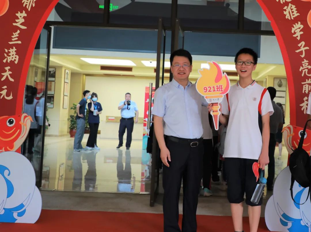 优秀！余杭15岁学霸，提前锁定名校硕士学位！