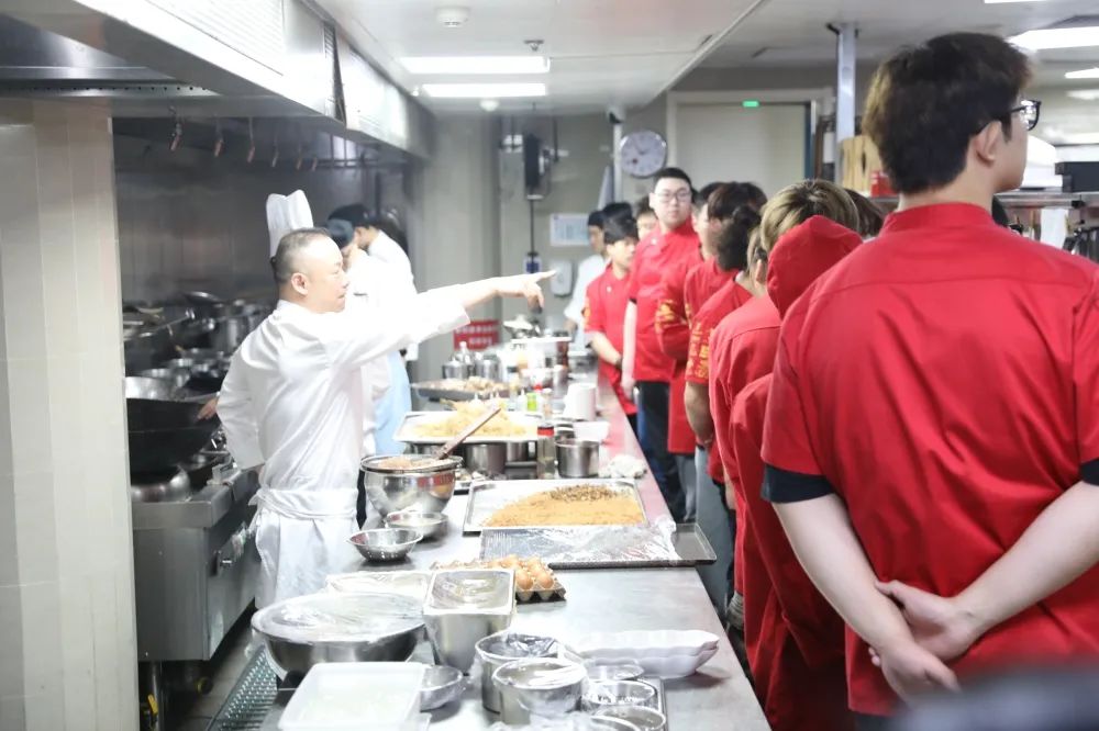 上海佘山世茂深坑洲际酒店的机遇,佘山洲际世茂深坑酒店附近景点