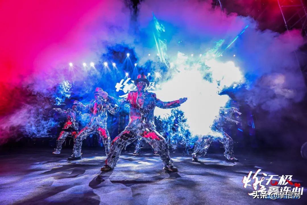 “燃无极•鑫连心”——隆鑫通用•VOGE机车文化艺术节盛大举行