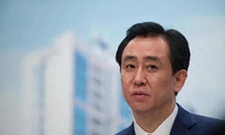 许家印1996年年薪3000元,许家印的控梯队伍是什么意思