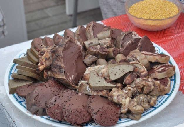 俄罗斯家庭一般吃什么,俄罗斯普通人每天的生活饮食习惯