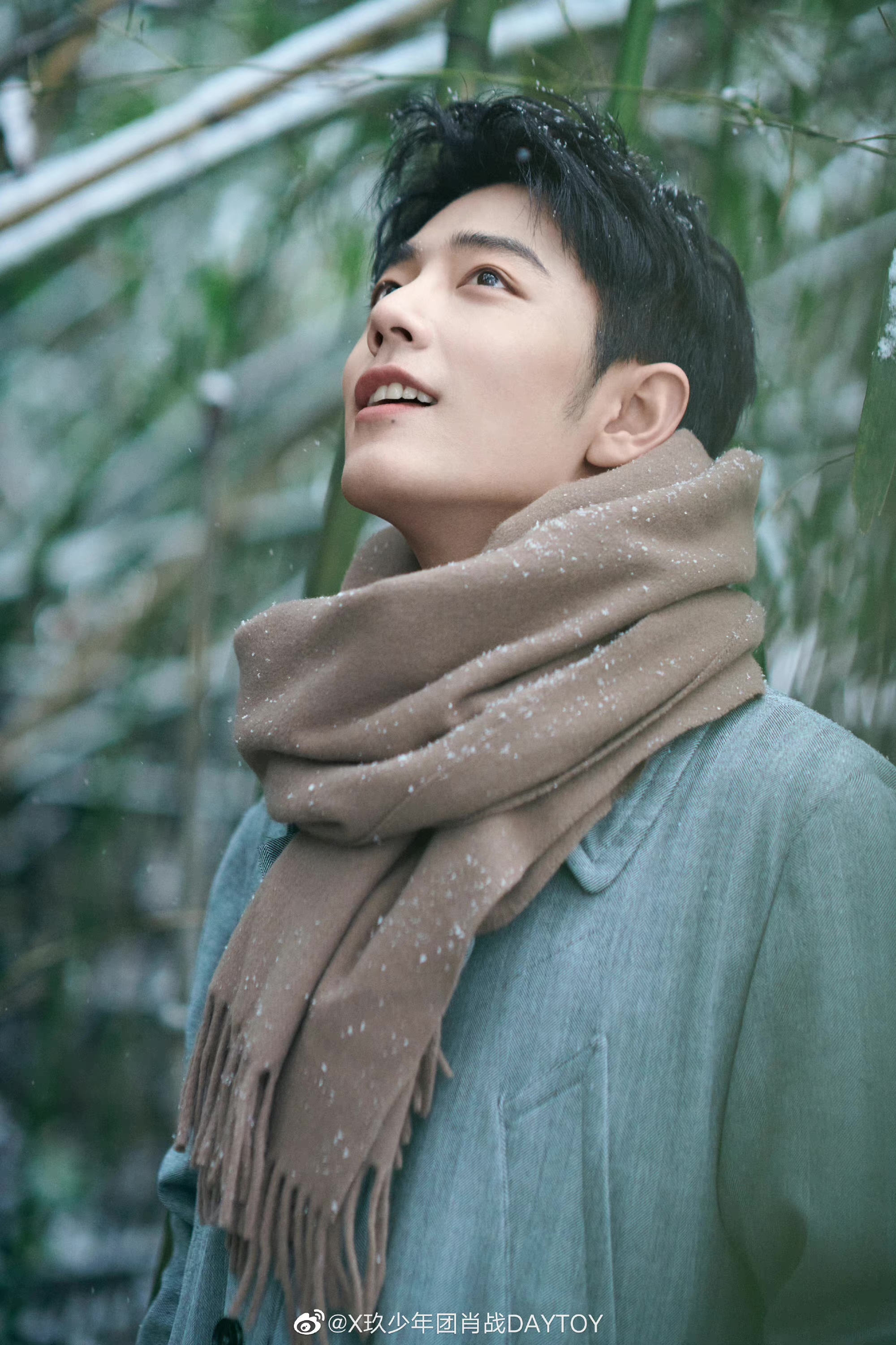 肖战最近投票第一名,2020人气角色投票肖战