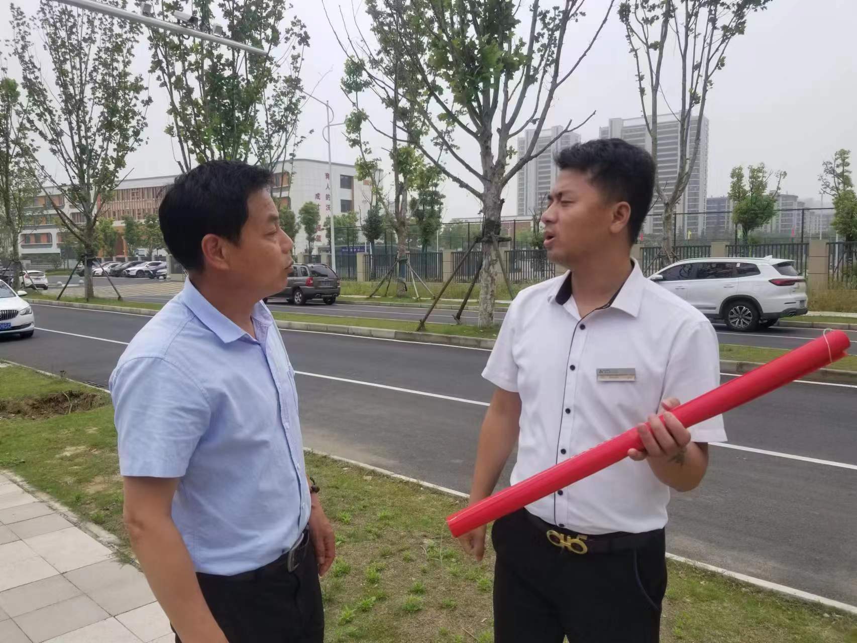 毕业季各地征兵宣传有序展开,社区开展24年春季征兵宣传活动