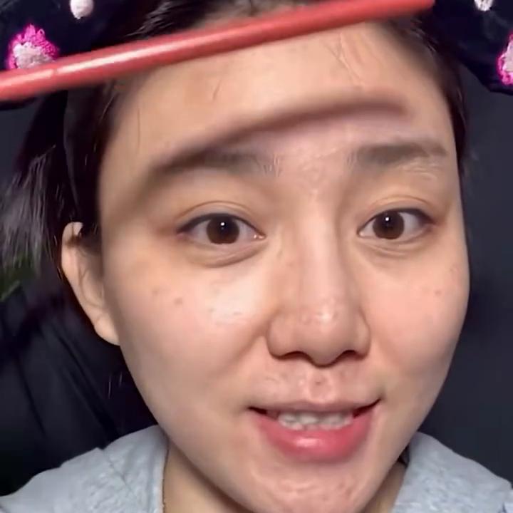 你和美女之间可能差的就是一瓶#素颜霜，懒惰女生的福音#...