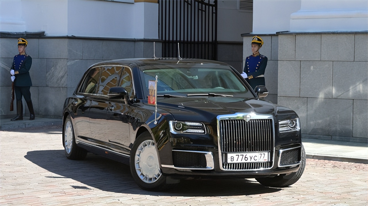 拜登的座驾和普京的座驾对比,普京的车和拜登的车谁更强