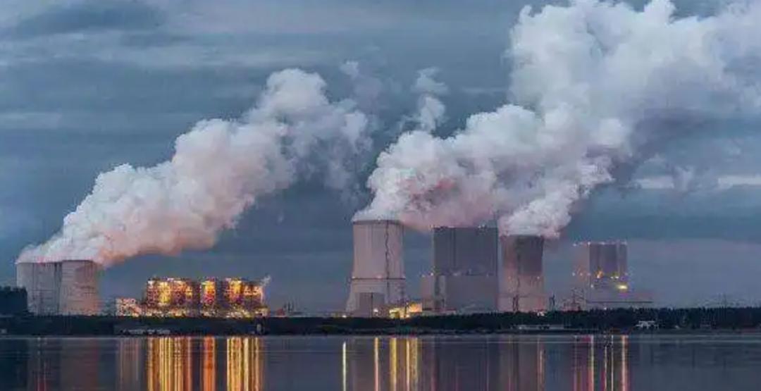 地球内部正在不断的吞噬大量的水,地球正在喝水每年都吃掉了多少水