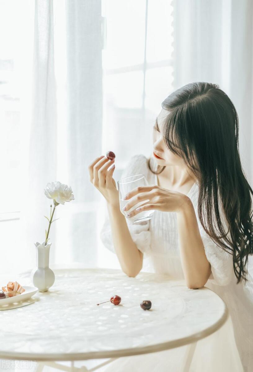 什么样的姨妈是正常的,什么样的大姨妈颜色是正常的