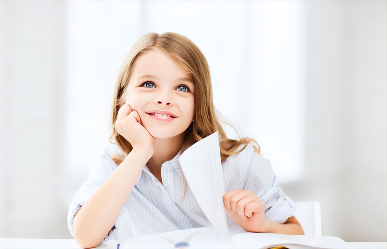 怎么能让孩子练习阅读背古诗呢,怎么有效教5岁孩子背古诗和认字