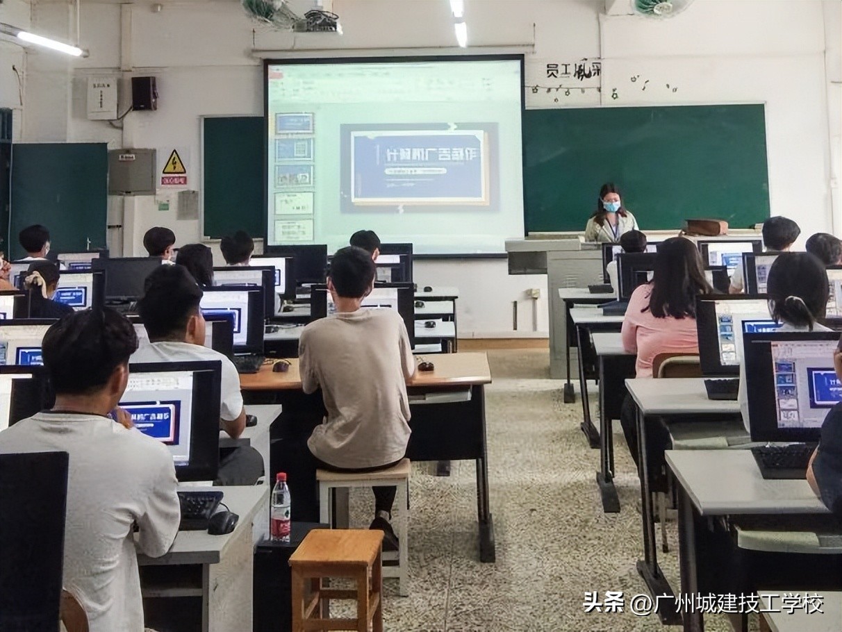 评为优秀学校喜报,我校荣获先进单位