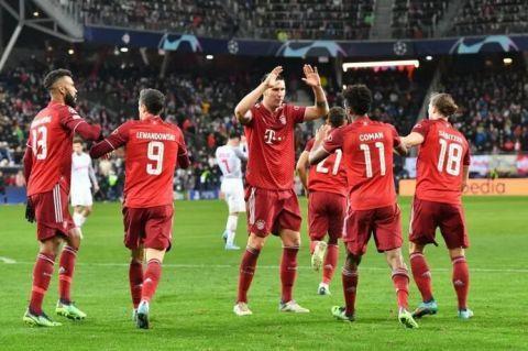 从5-1变0-4德甲领头羊惨遭吊打,一场1:3让德甲劲旅轰然倒下