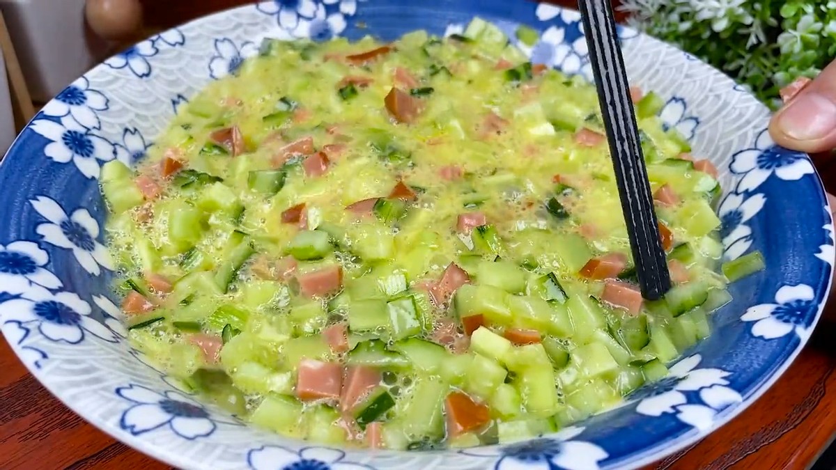 肝火旺睡眠不好怎么调理吃什么,肝火旺睡不好可以喝决明子茶吗