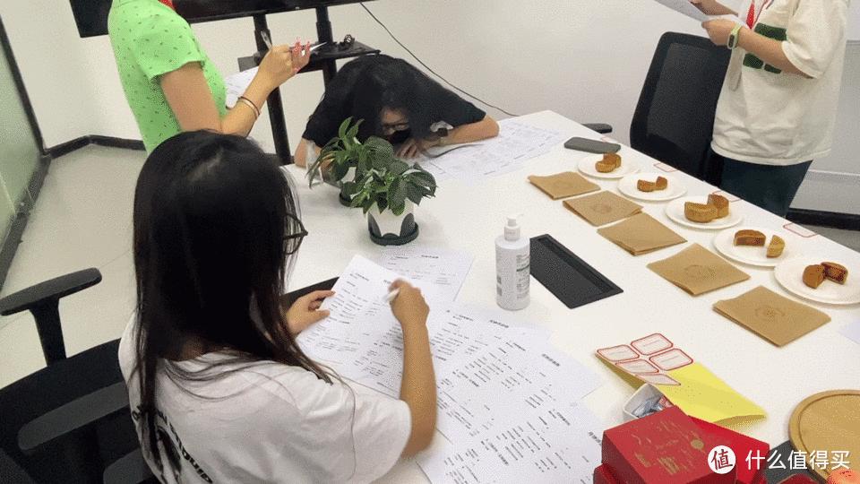 不同价位月饼测评,价格几十的月饼礼盒测评