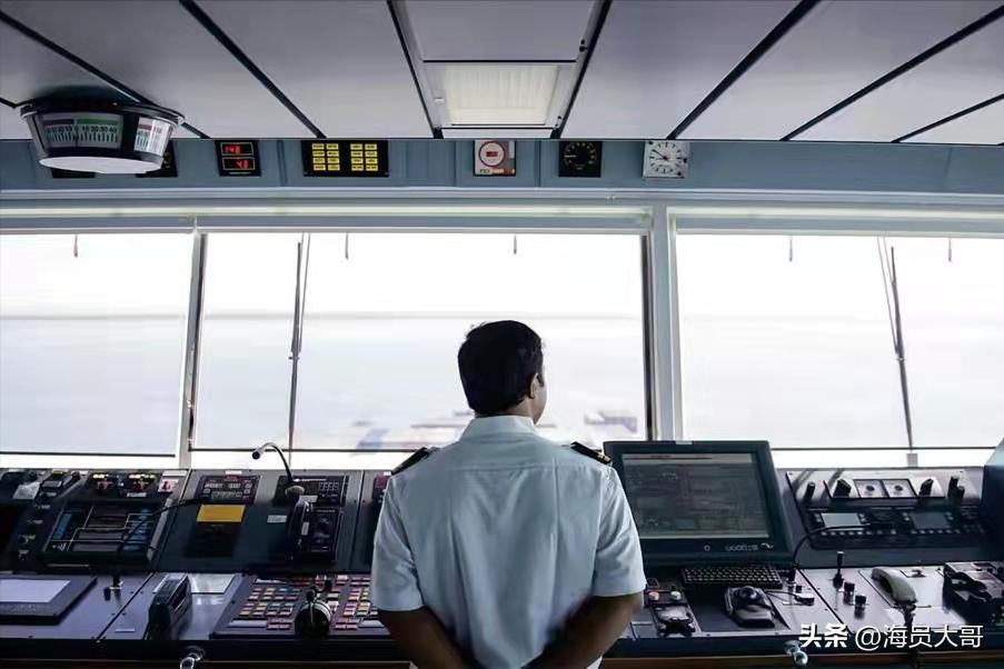 国际海员国庆节船上聚餐,海员在船上的海鲜大餐