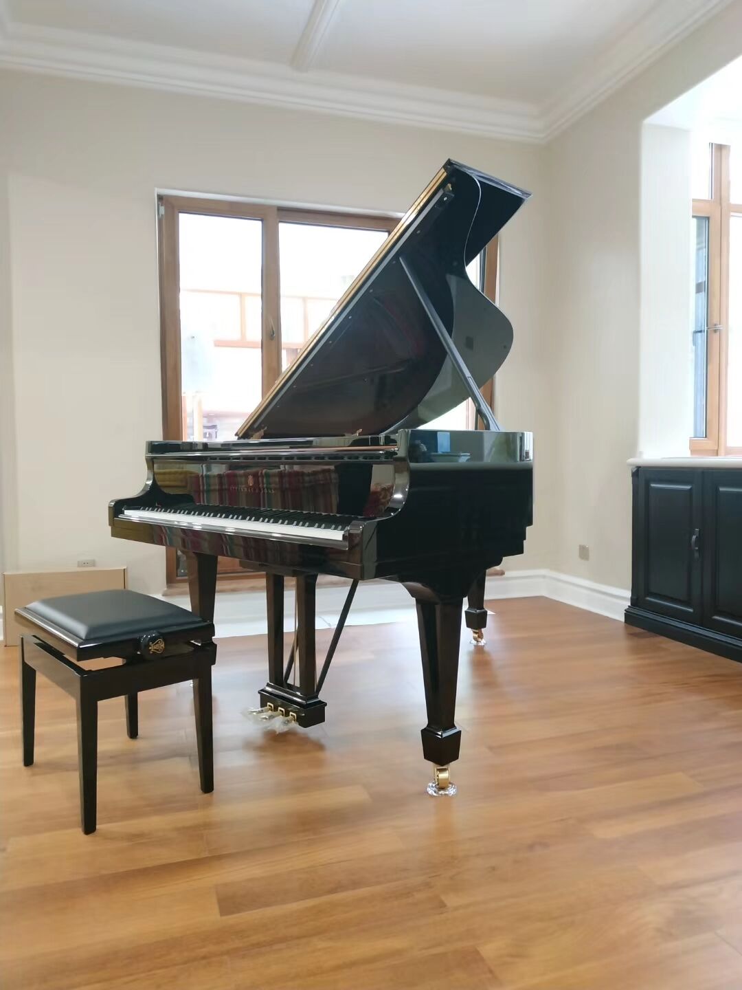 成都买钢琴去哪家琴行比较好？