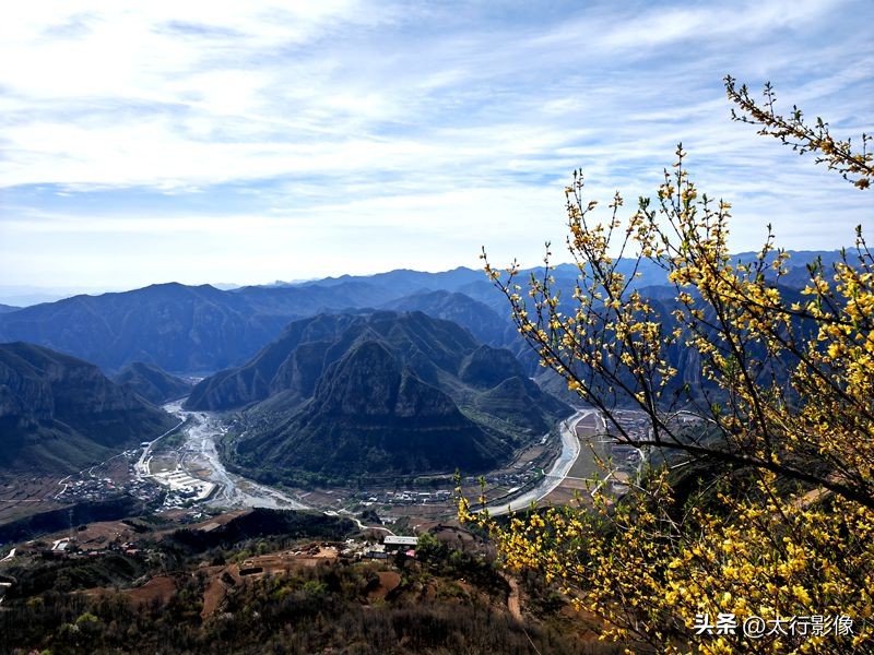 山西太行山大峡谷风景区拍照打卡,南岭太行山