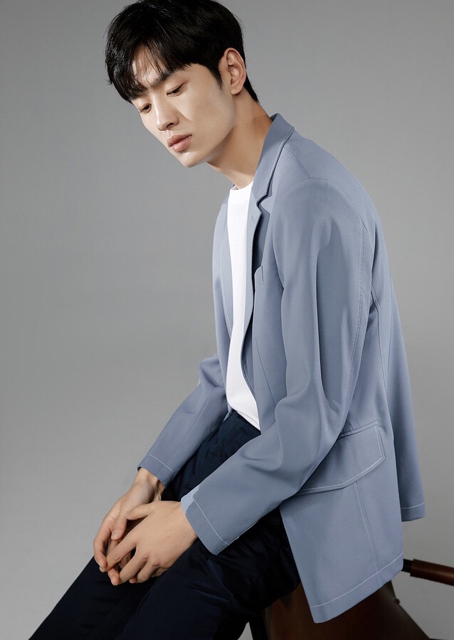 帮你们去海澜之家看了15套西服后发现：不懂西装请别乱穿