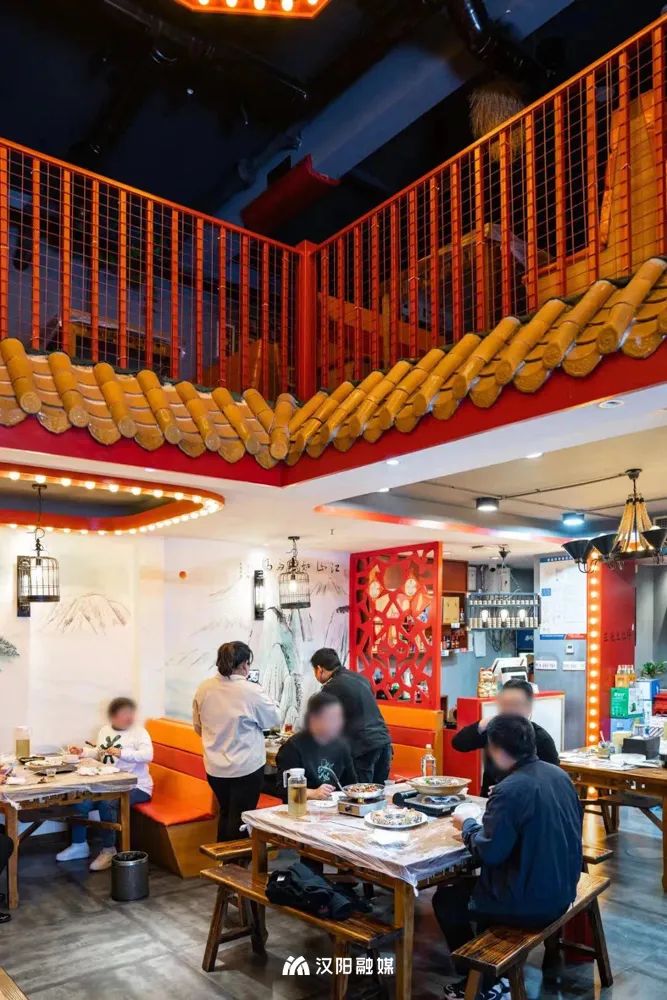 到汉阳踢球，512G的胃还不够用！