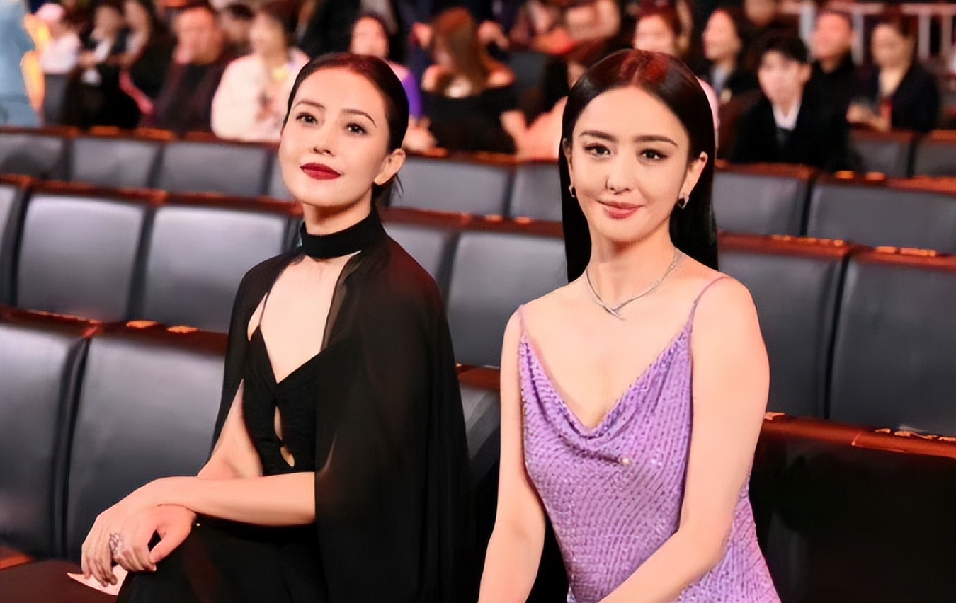 41岁刘涛晒长发美照,40岁刘涛惊艳视频