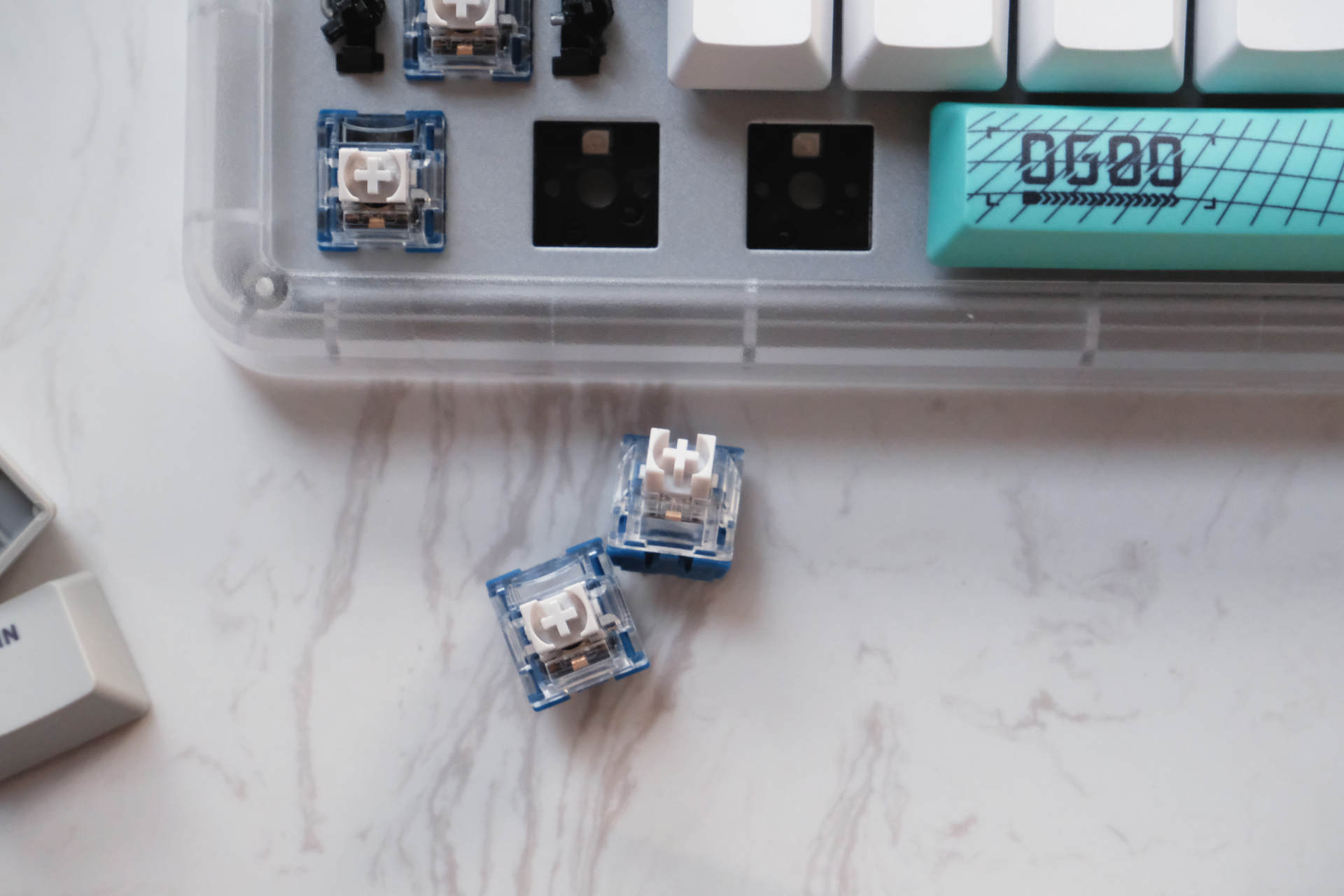 虫洞机械键盘测评,iqunixog80买什么颜色