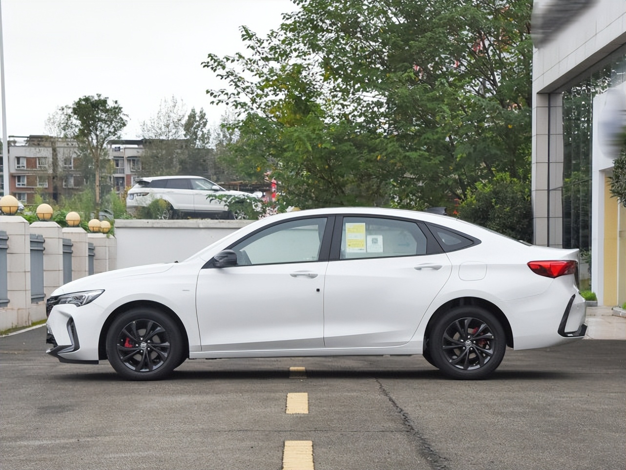 别克威朗2018油耗高原因,别克威朗表显的油耗是真实的吗