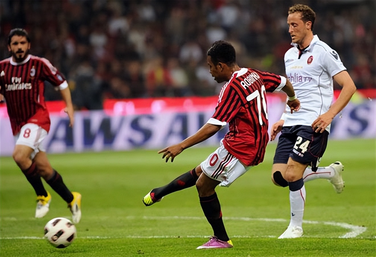 曼城遭遇皇马米兰德比,皇马与曼城发生冲突