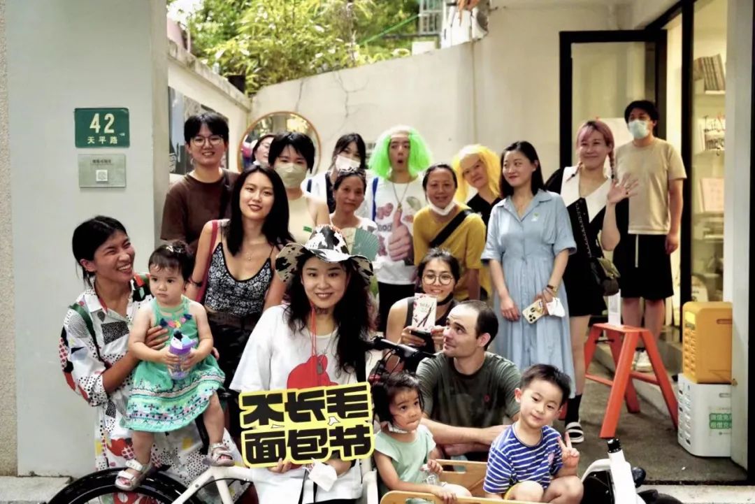 不点外卖，不买新衣，自制洗衣粉，养蚯蚓堆肥......24岁女孩的环保生活太“上头”