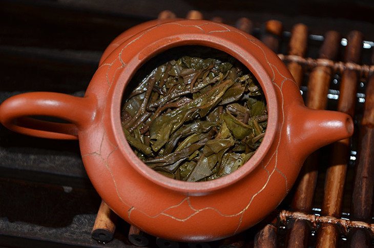 大益班章乔木生态饼茶茶王价格,班章茶王七子饼茶