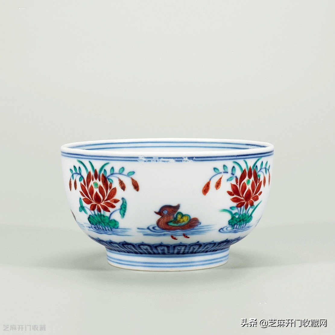 六七十年代瓷器有没有收藏价值,小小的陶瓷瓶能干什么