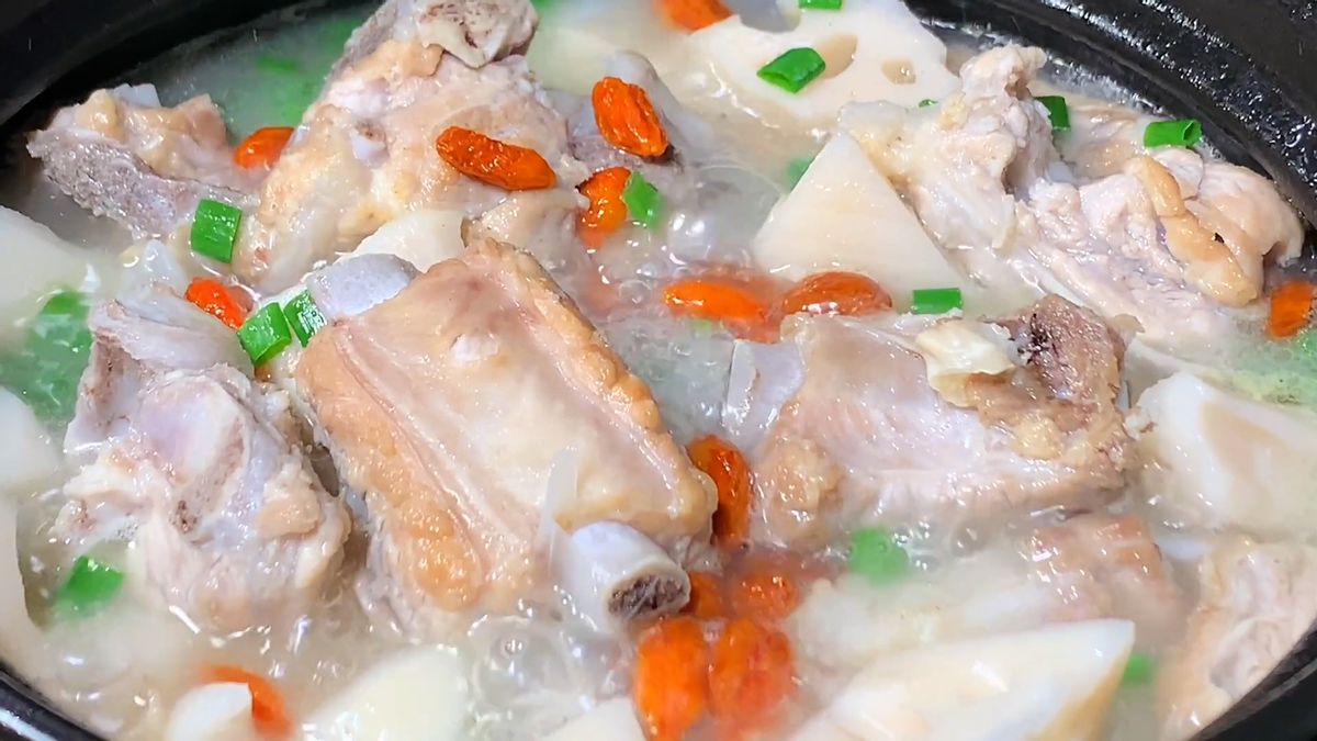 阳了出现反复咳嗽咋办，专家建议：多吃2菜，化痰止咳，杀菌消肿