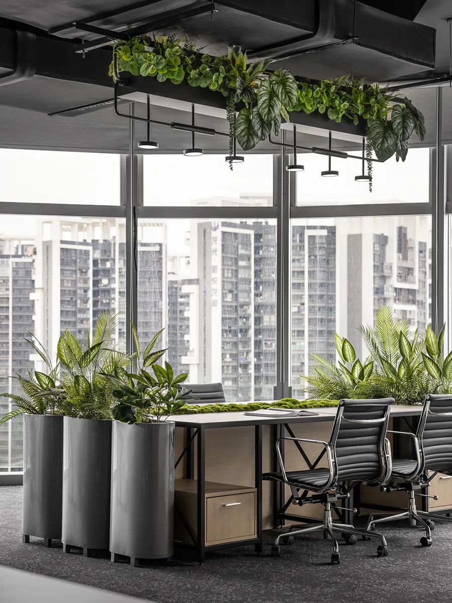 “打翻了”调色盘设计的办公室原来长这样！