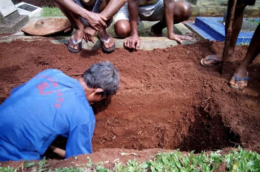 国家关于迁坟赔偿办法,因拆迁而迁坟有哪些政策