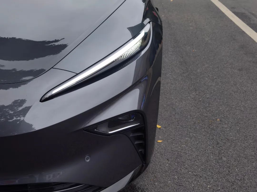 飞凡f7巴赫座舱后排有座椅通风吗,飞凡f7的巴赫座舱如何描写