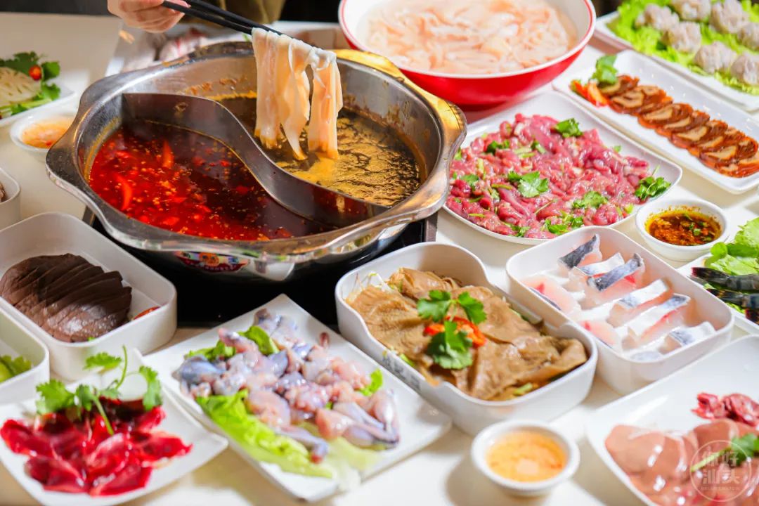 牛哇!汕头这家老店凭一锅祖传卤水,惹得天天向上和蔡澜也来采访