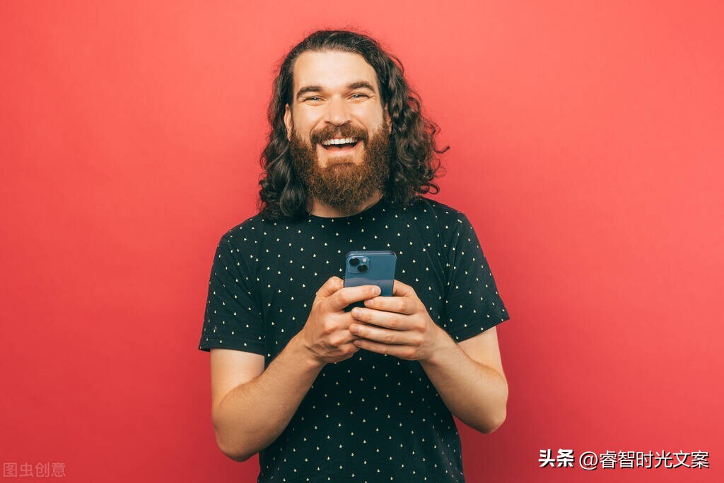 一个永远保持微笑的人,一个懂得微笑的人