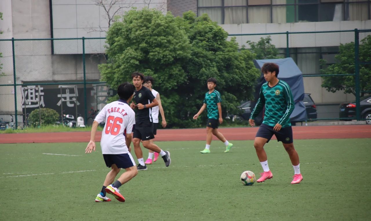 浙江FC回访浙江工商大学,期待与更多高校互访互粉