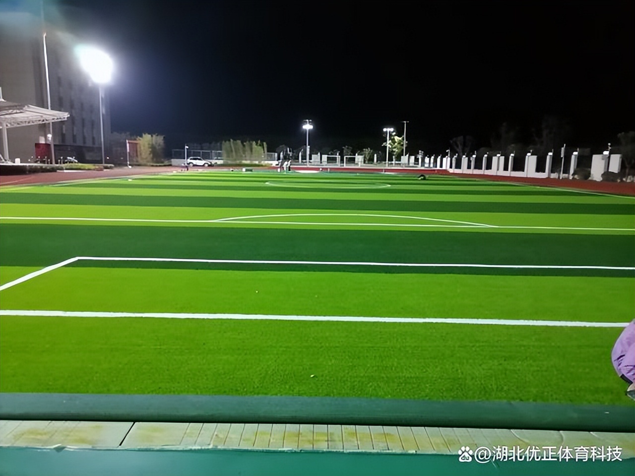 足球场人造草坪每平米价格多少,足球场人造草坪每平米价格