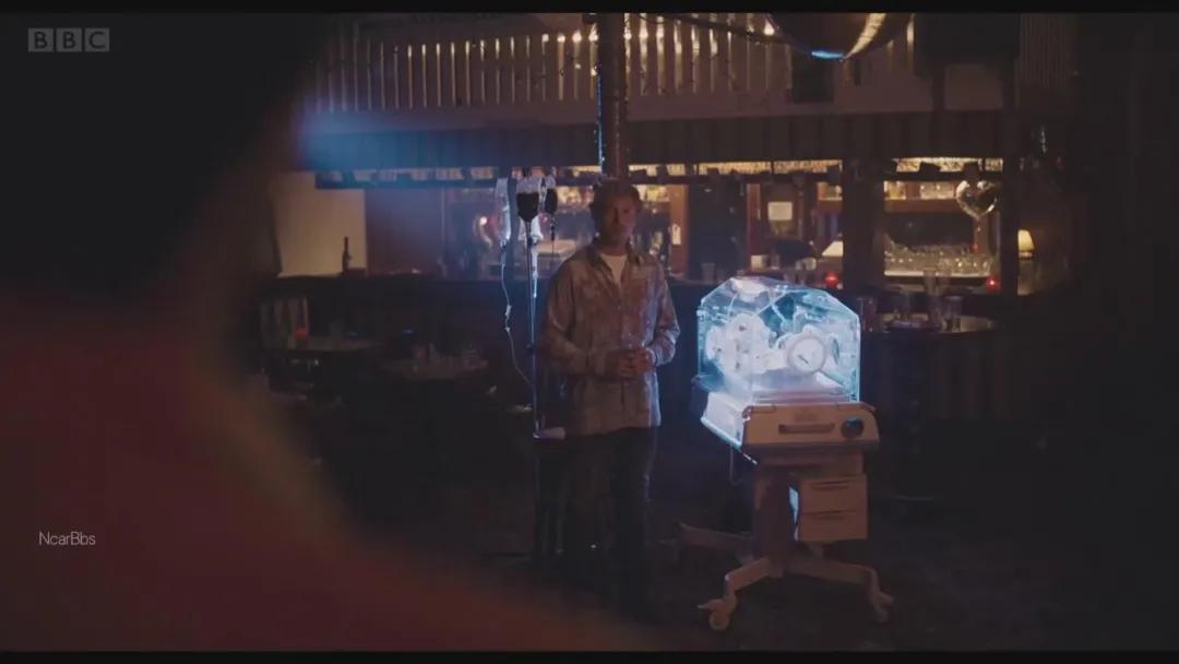 年度最佳裸戏，也治愈不了我