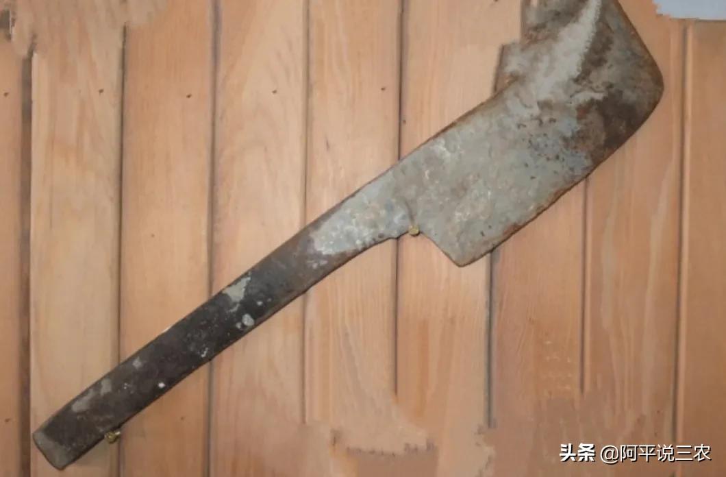 在农村的木匠,农村即将消失的手艺人篾匠铁匠