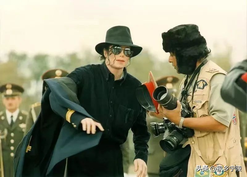 联合国公认的著名歌星好莱坞特型演员||王杰克逊WANG-JACKSON