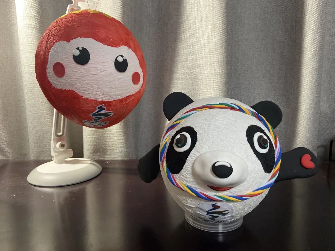 来吧~展示！谁能拒绝花灯版“冰墩墩”“雪容融”