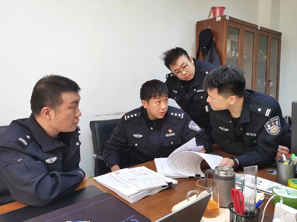 典型人物录丨做一个永不谢幕的“英雄”