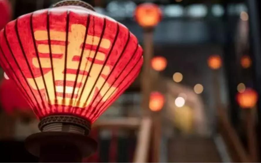 天猫京东唯品会春节不打烊，除夕也能送货，电商服务比拼开始了