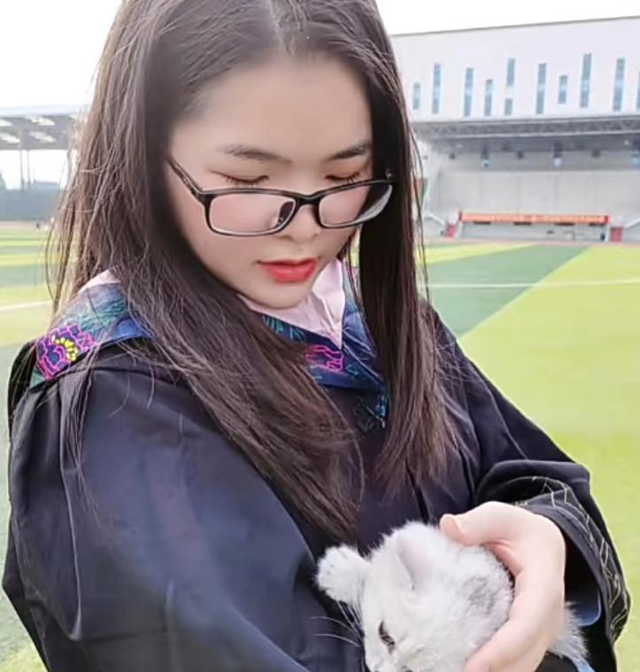 丹宁和车晓是一个人吗,丹宁车晓